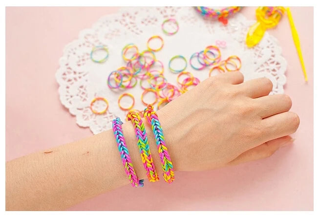 600pcs Loom Rubber Bands Kit – Rainbow Rubber Bands for Kids DIY Bracelet Making or Hair Accessories – Fun Creative Craft Toy Gift