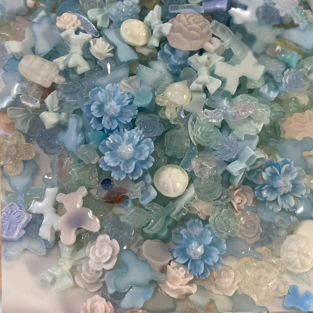50g Blue Mixed Nail Art Charms – 500–600pcs Resin Bow, Flower & Camellia Decorations for DIY Manicure Accessories