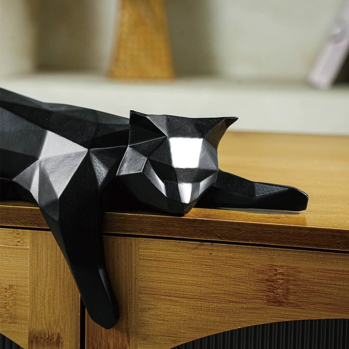 Geometric Cat Statue – Modern Black and White Figurine Sculpture for Home, Office, Table, or Shelf Decor (Lying Cat Design)