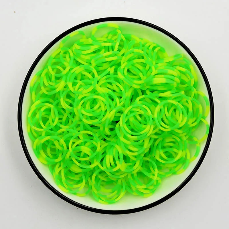 600+ Loom Rubber Band Refill Kit – 31 Colors Bracelet Making Kit for Kids – DIY Weaving Craft Set with Loom Bands Toys