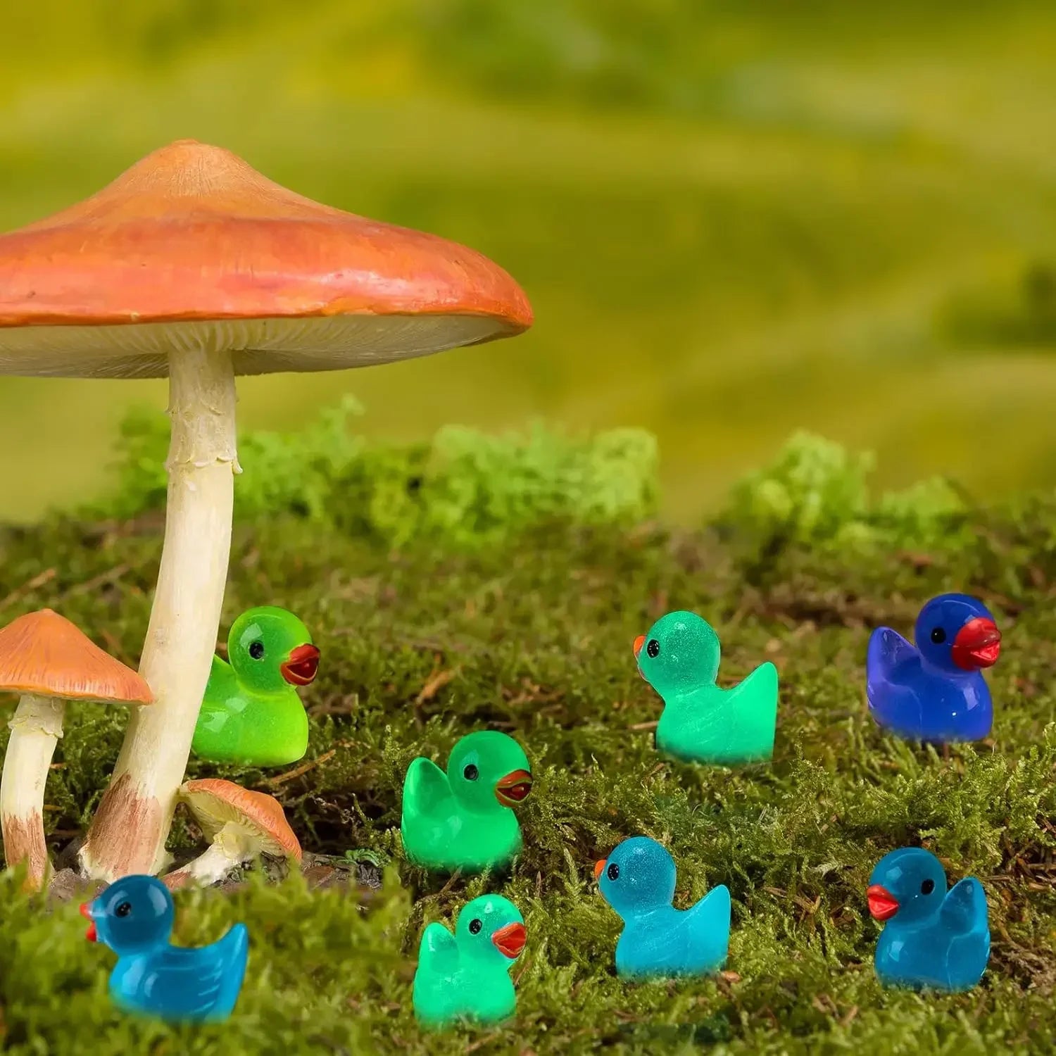 50/100/200pcs Luminous Mini Duck Figurines – Glow in the Dark Fairy Garden Accessories, Moss Microlandscape Ornaments, Home and Craft Décor