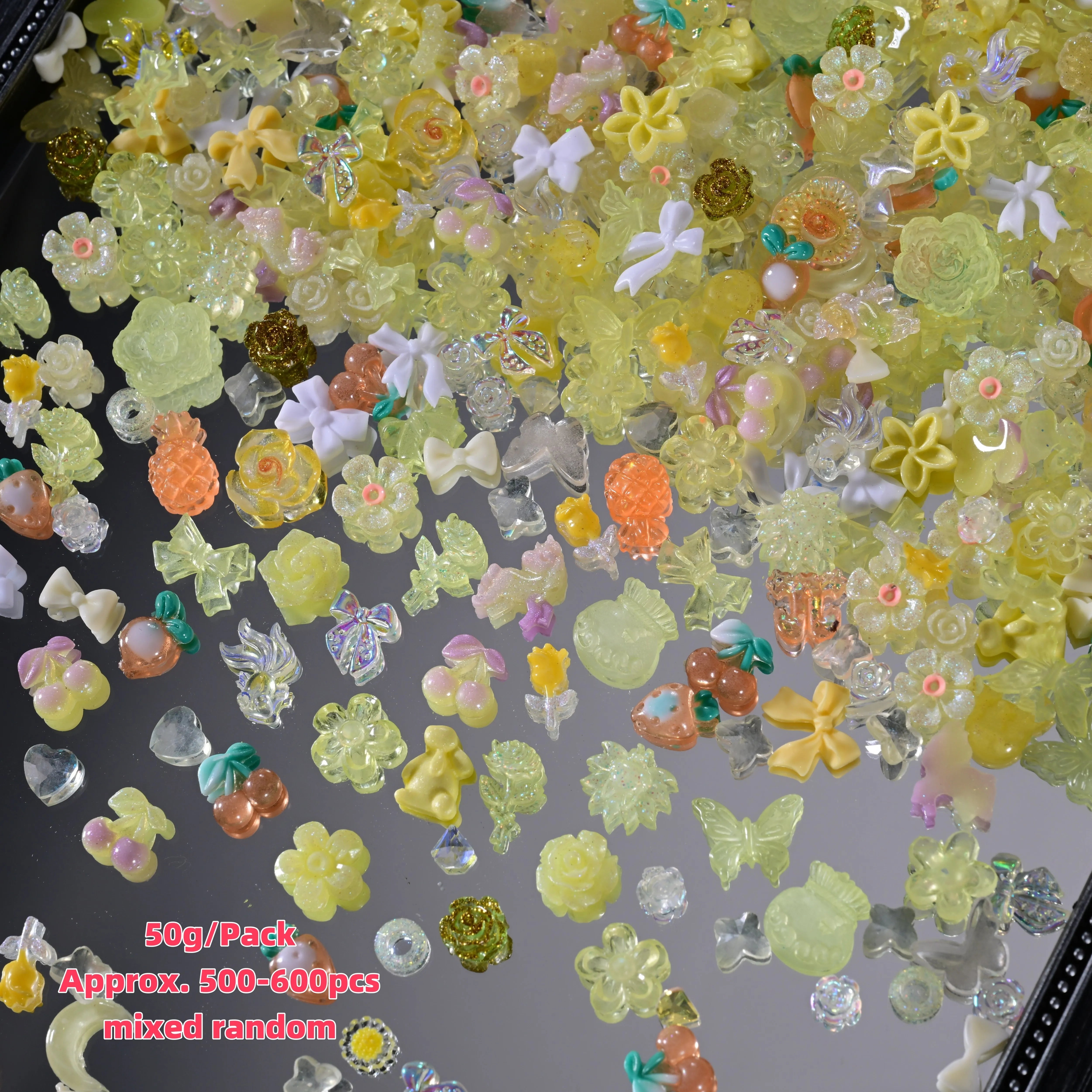 500–600pcs Mixed Resin Nail Art Charms – Y2K Flower, Heart, and Bear Decorations for DIY Manicure Accessories