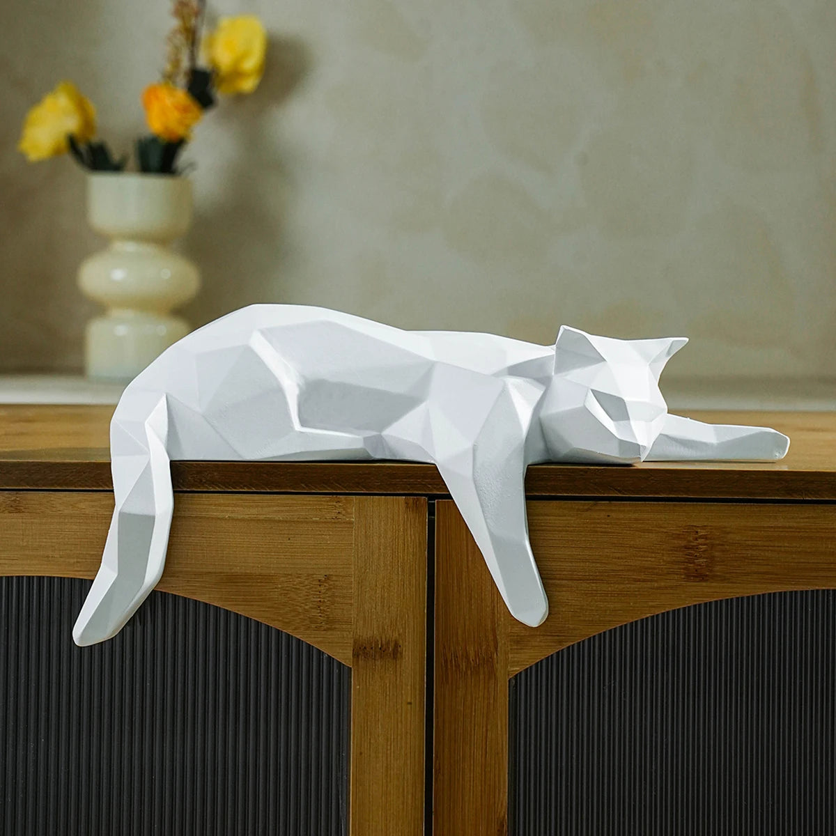 Geometric Cat Statue – Modern Black and White Figurine Sculpture for Home, Office, Table, or Shelf Decor (Lying Cat Design)
