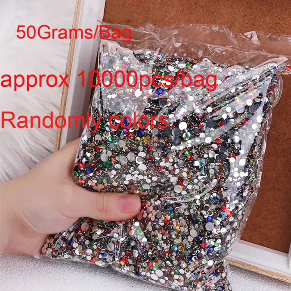 600pcs Kawaii Nail Charms – Mixed Flower, Moon, Bear & Bowknot Resin Rhinestones for Y2K Nail Art, DIY Manicure Decorations & Accessories